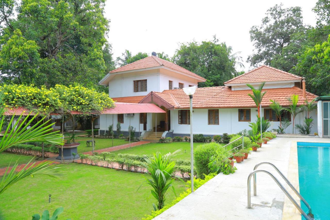 Ayuryogashram Heritage Thrissur Extérieur photo