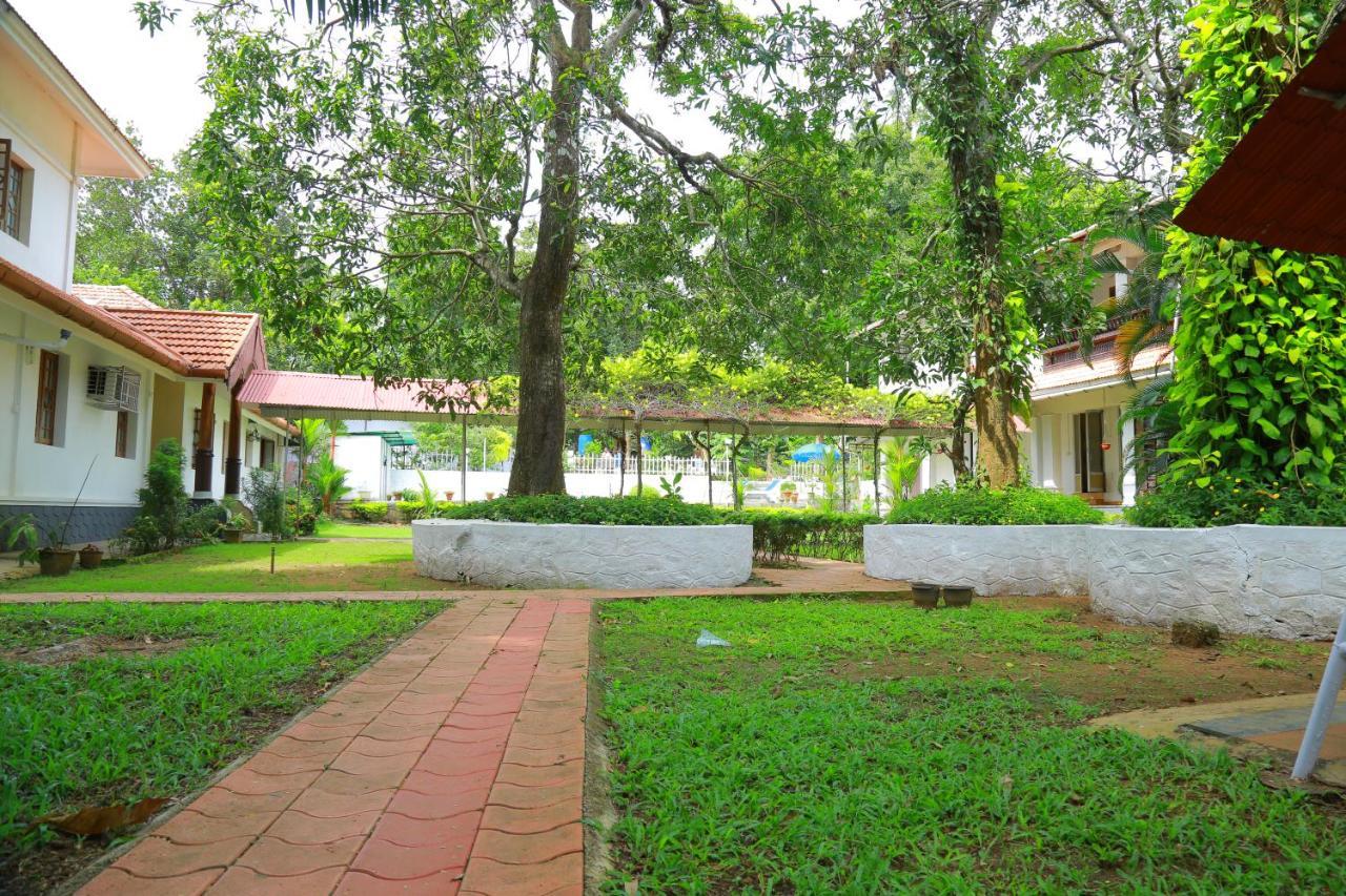 Ayuryogashram Heritage Thrissur Extérieur photo