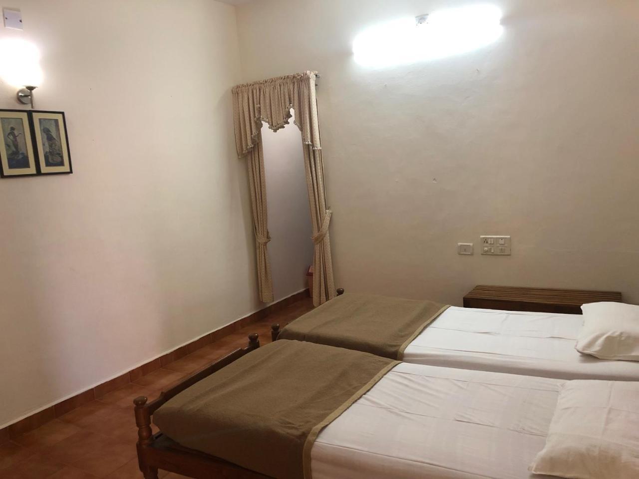 Ayuryogashram Heritage Thrissur Chambre photo